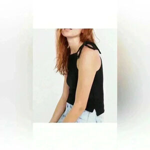 Madewell black square tie shoulder tank sideways ribbed size medium